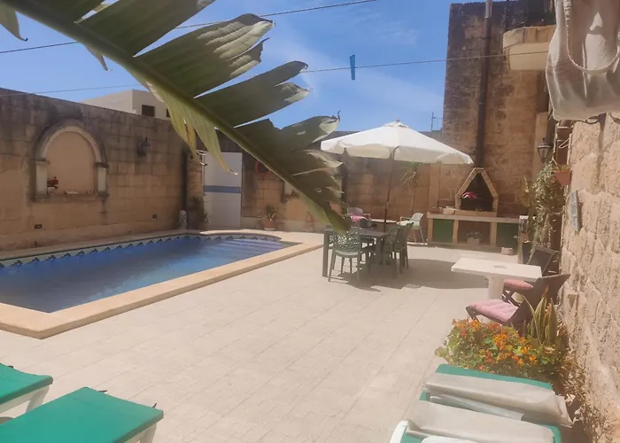 Tan-namur Couette-café